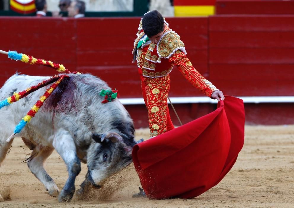 Erales de Aida Jovani para Miguel Senent «Miguelito» (Escuela de Valencia), Ramón Serrano (Escuela de Murcia) y Álvaro Passalacqua (Escuela de Málaga)