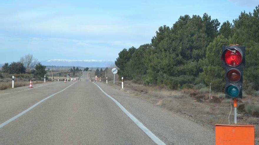 Obras de mantenimiento en la N-631