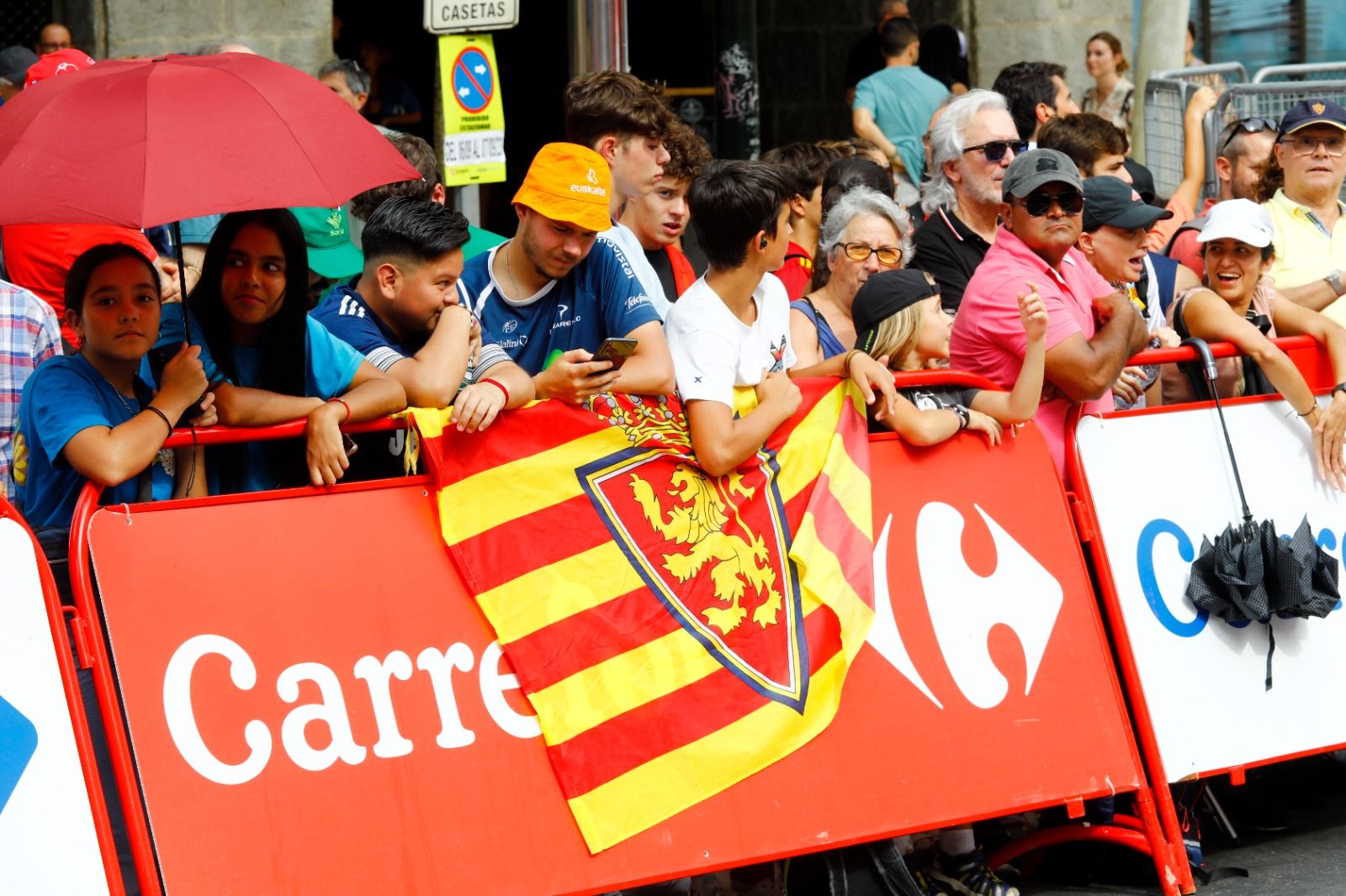 Las mejores imágenes del final de etapa de La Vuelta en Zaragoza