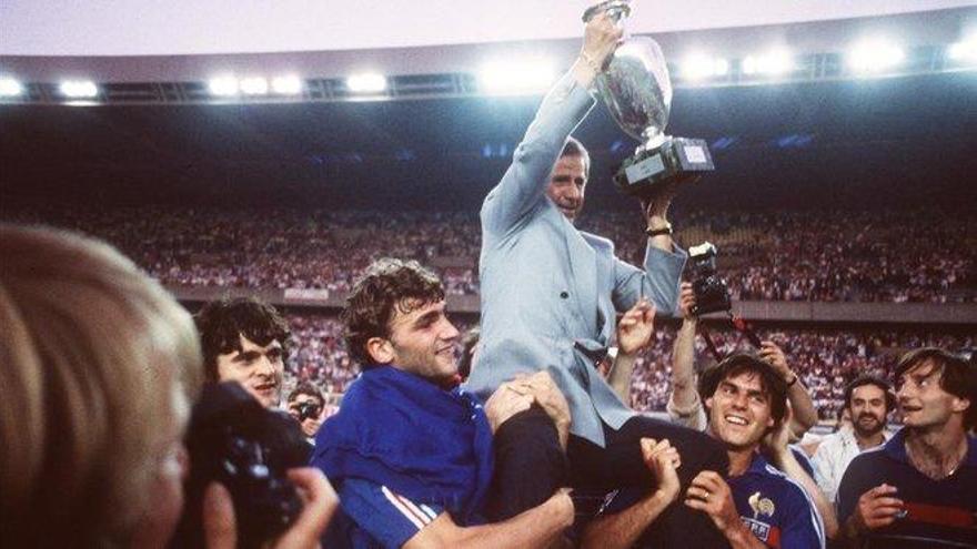 Muere Michel Hidalgo, el seleccionador de la Francia mítica del 84