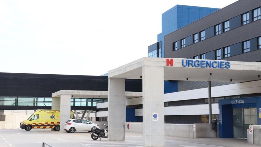 Un médico renuncia a su contrato en el hospital de Ibiza por «acoso laboral»