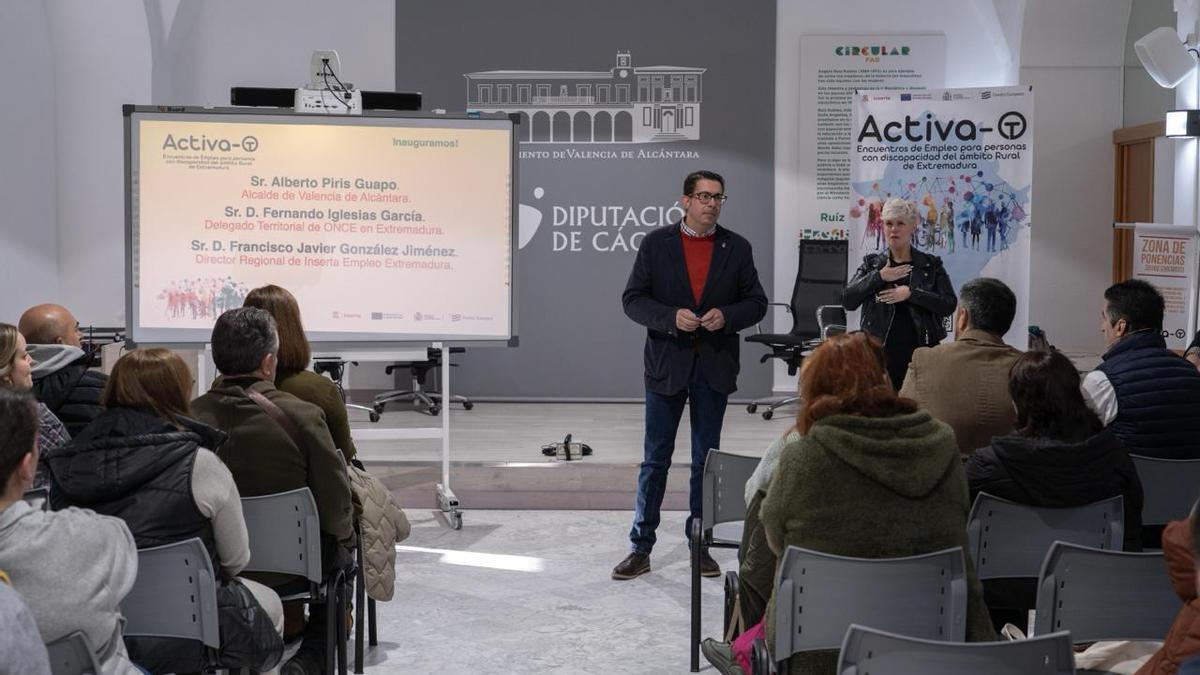 Imagen de Alberto Piris, alcalde de Valencia de Alcántara, en la jornada.