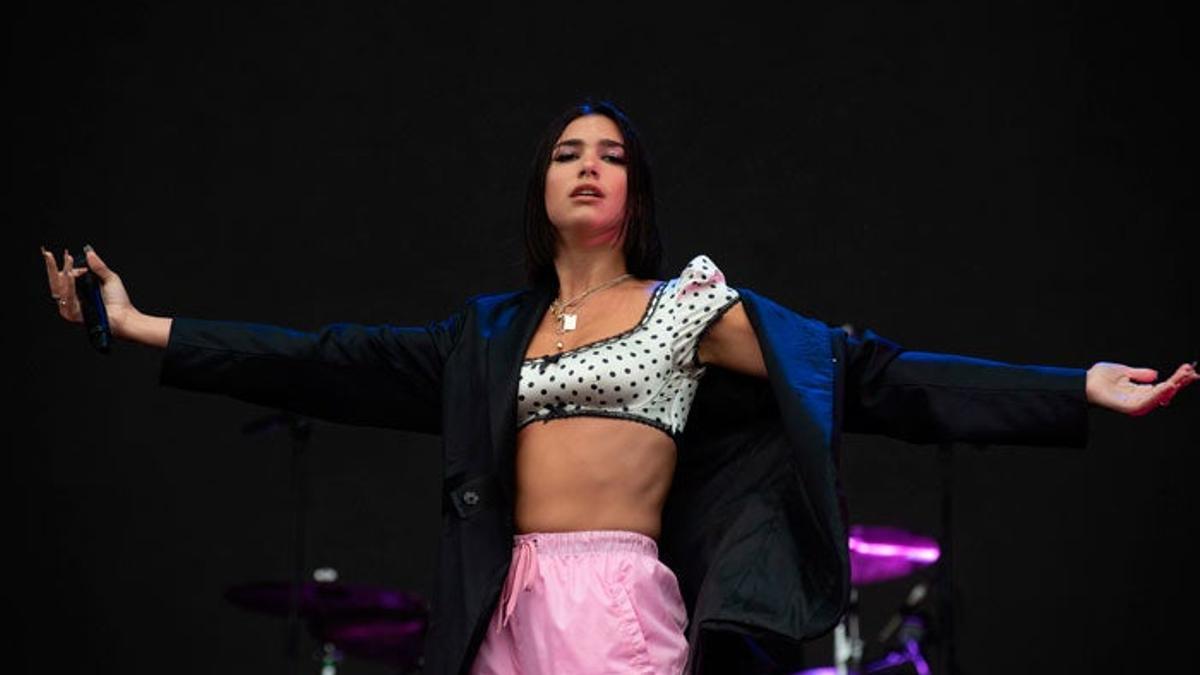 Dua Lipa en el Festival de Leeds 2018