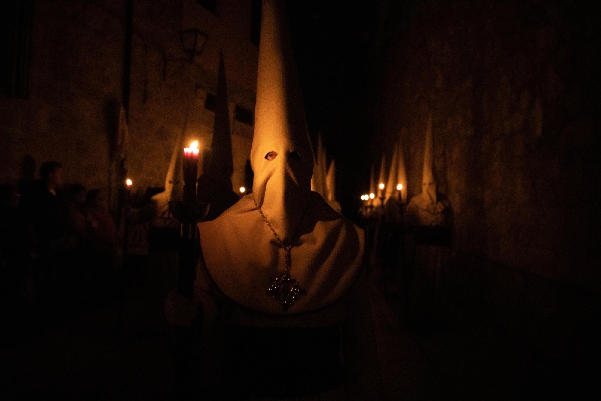 GALERIA | La procesión de Jesús Yacente en imágenes