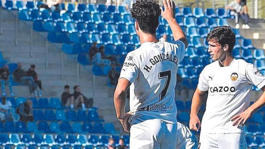 El Mestalla remonta en Badalona (1-2)