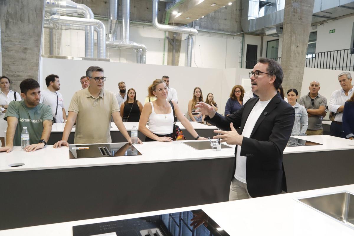 A.J.González Córdoba Paco Morales presenta a hosteleros sus Academia Qurtuba en el Campus FP formación profesional