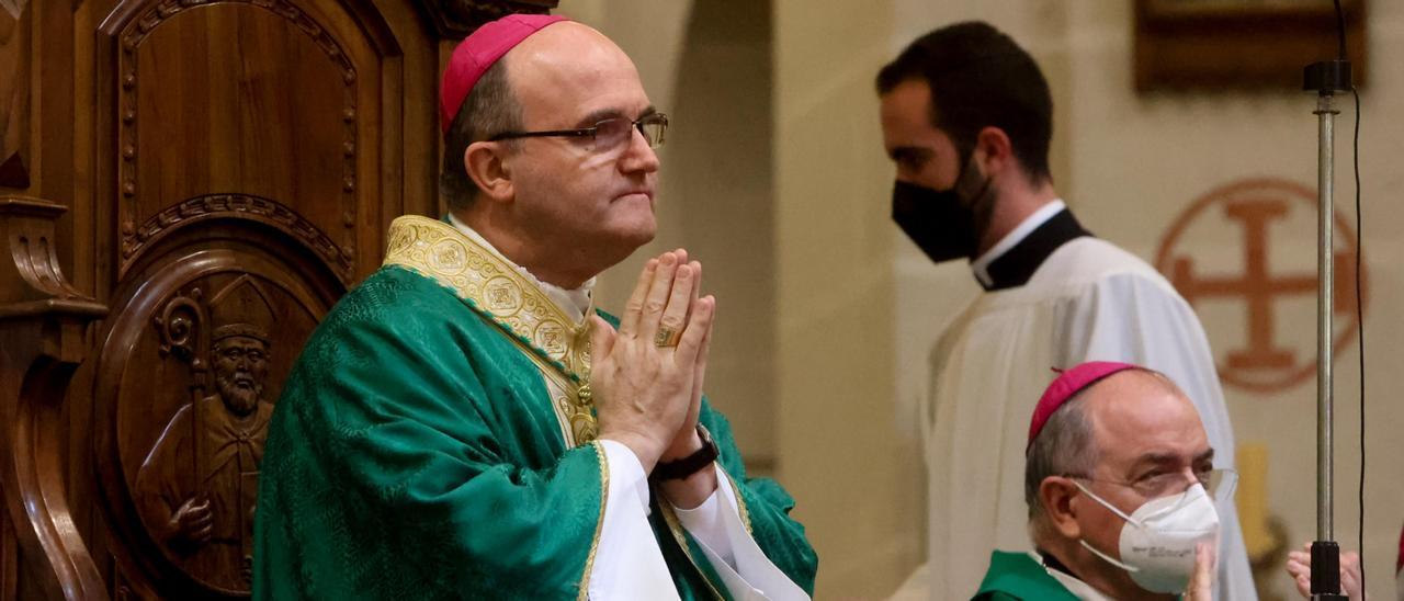 El obispo Munilla en la confirmación de su cargo en Concatedral San Nicolás