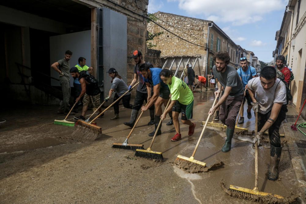 Una riada de solidaridad inunda Sant Llorenç