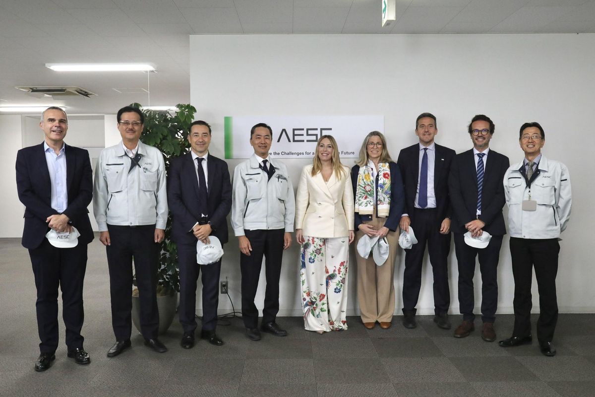 Visita extremeña a la gigafatoría de AESC en Zama.