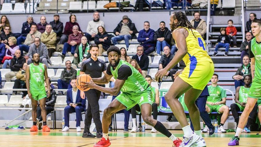 El Amics mantiene a salvo el liderato en solitario (85-74)