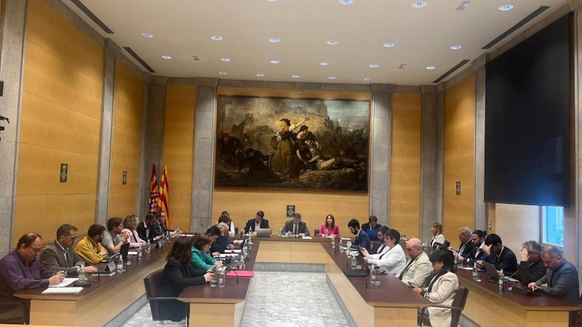 Pla general del ple de la Diputació de Girona