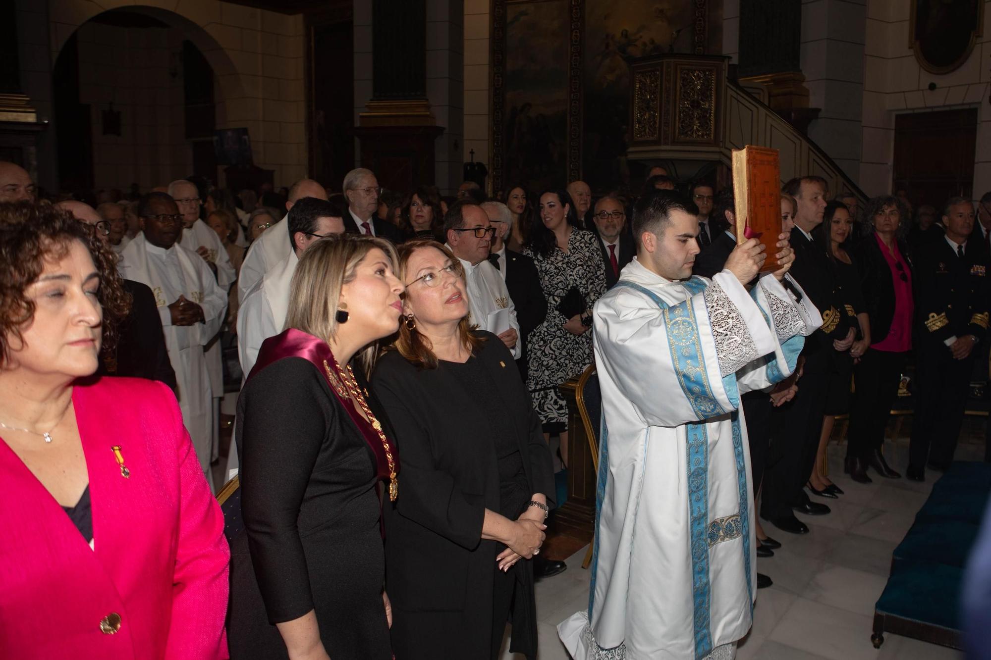 Acto de entrega de la Onza de Oro en Cartagena