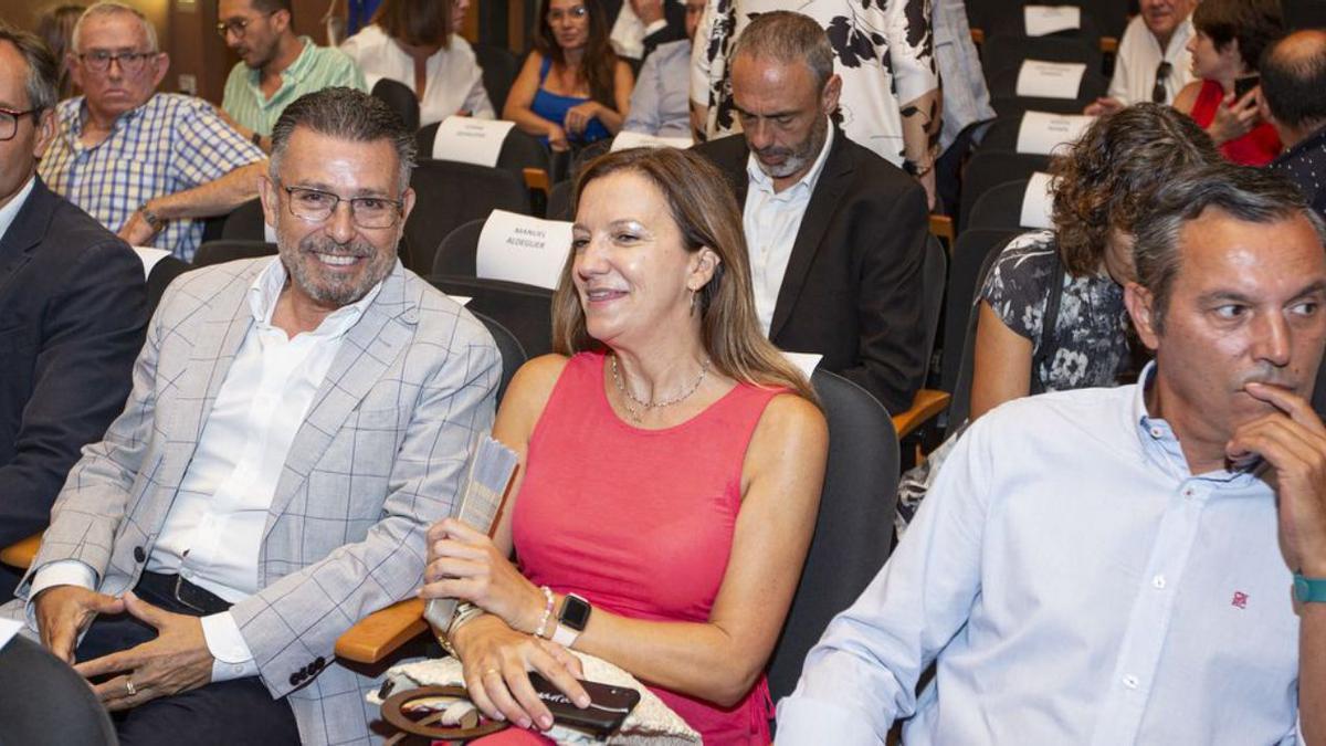 Sergio Sánchez, Manuel Pineda, María Quiles y Francis Rubio, en La Lonja de Orihuela.