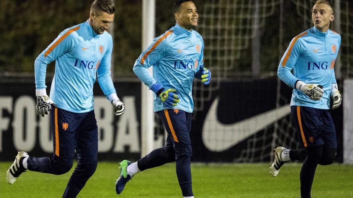 Cillessen se lesionó en el sóleo haciendo footing durante las vacaciones navideñas