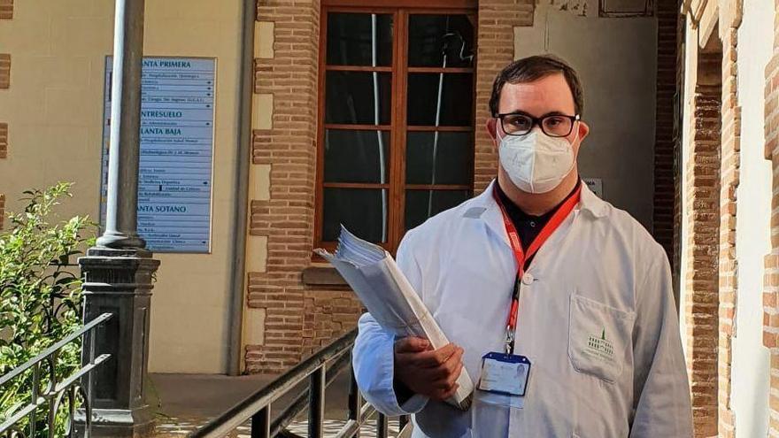 Sergio Serra, 16 años de servicio en el Hospital Provincial de Castellón: &quot;Es mi segunda casa&quot;