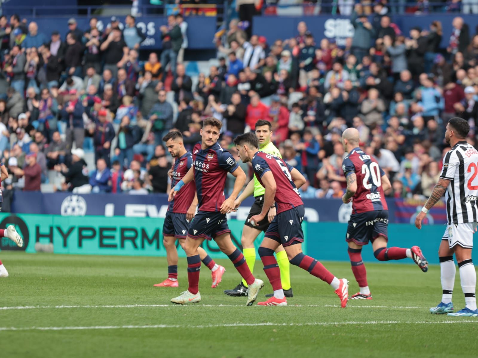 El Levante UD - Castellón, en imágenes