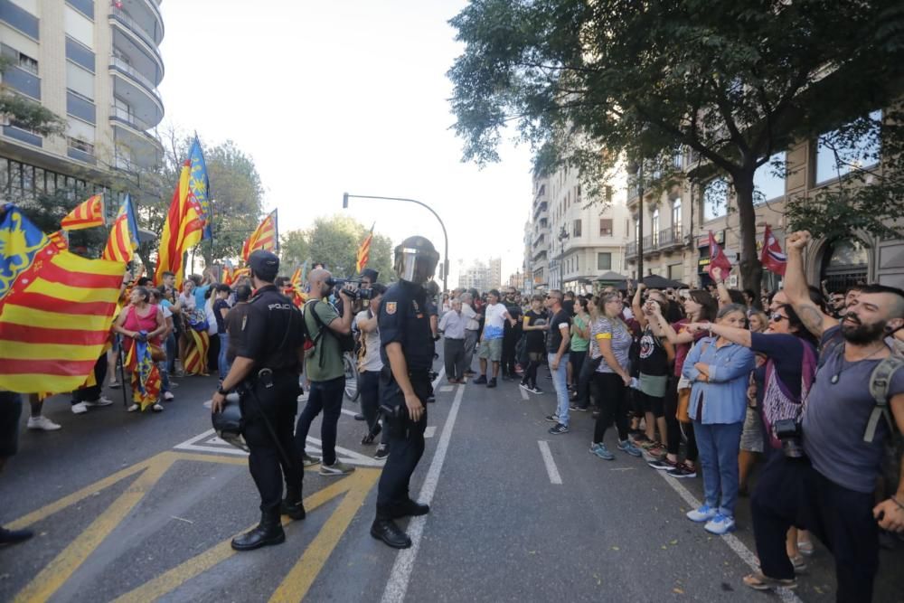 Manifestación 9 d'Octubre Valencia: tensión y altercados