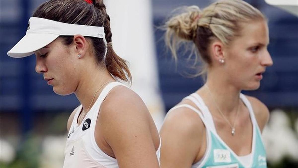 Karolina Pliskova cerró el paso a Garbiñe Muguruza