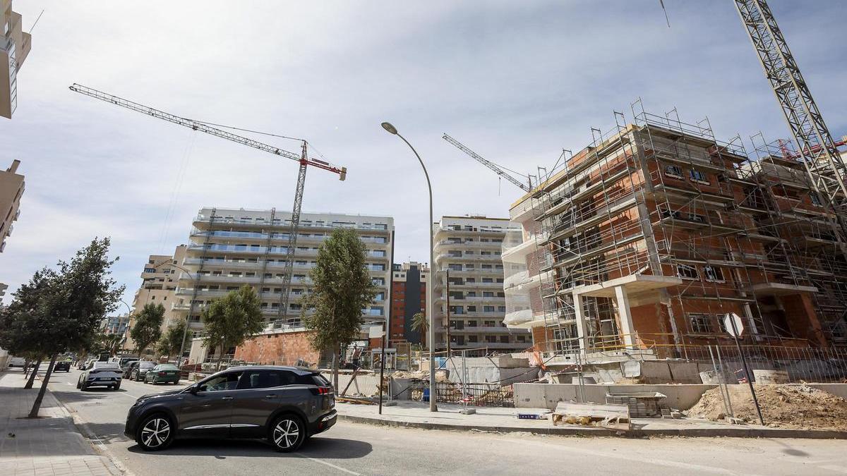 Construcción de nuevas viviendas en Alicante, en imagen de archivo