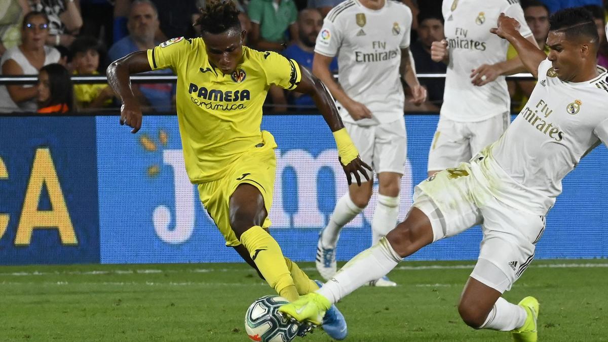 Chukzwueze y Casemiro volverán a verse las caras en el Villarreal-Real Madrid de la 24ª jornada de Liga en La Cerámica.