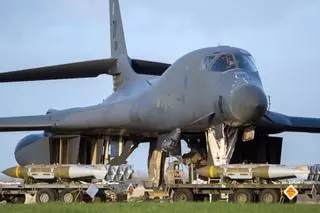 EEUU retira todos los bombarderos de la base británica de Fairford, investigada por una supuesta trama terrorista iraní