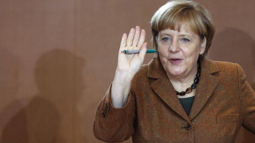 Merkel analiza con los socialdemócratas la posibilidad de una gran coalición