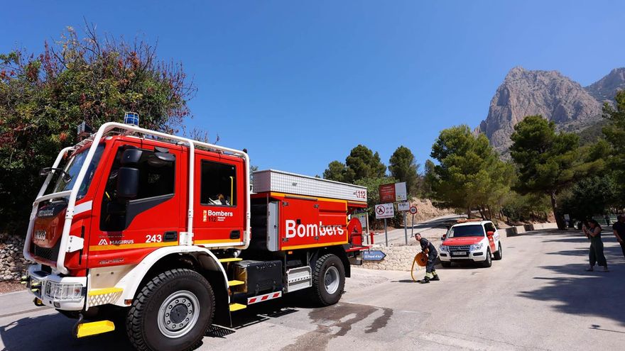 Controlado un incendio declarado en una parcela privada en la Partida Armanello de Benidorm