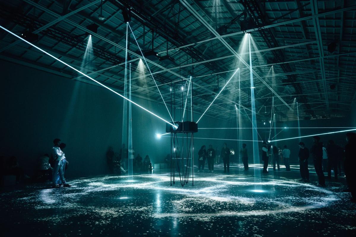 Universos de Luz – Percepción y espacio.