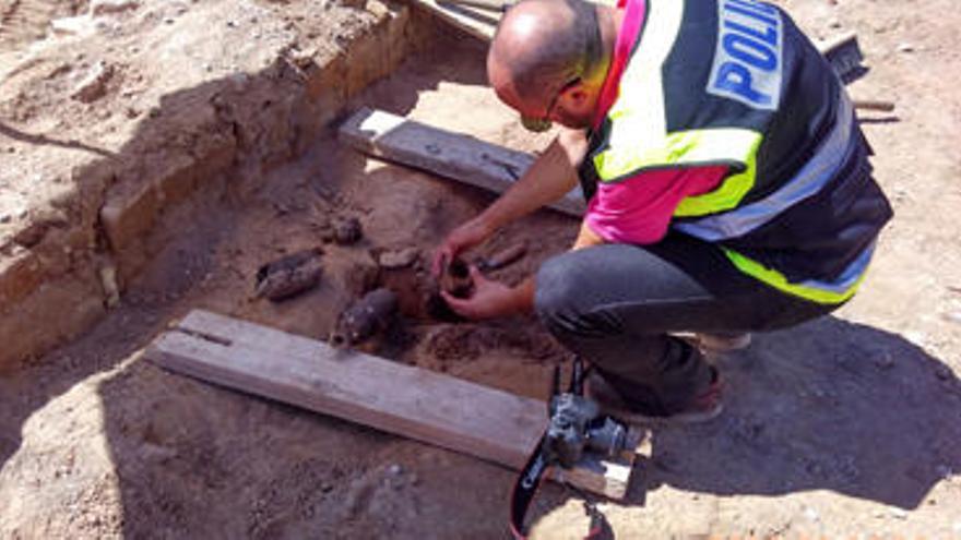 Hallan 3 bombas de la Guerra Civil en unas obras  en la calle Machi