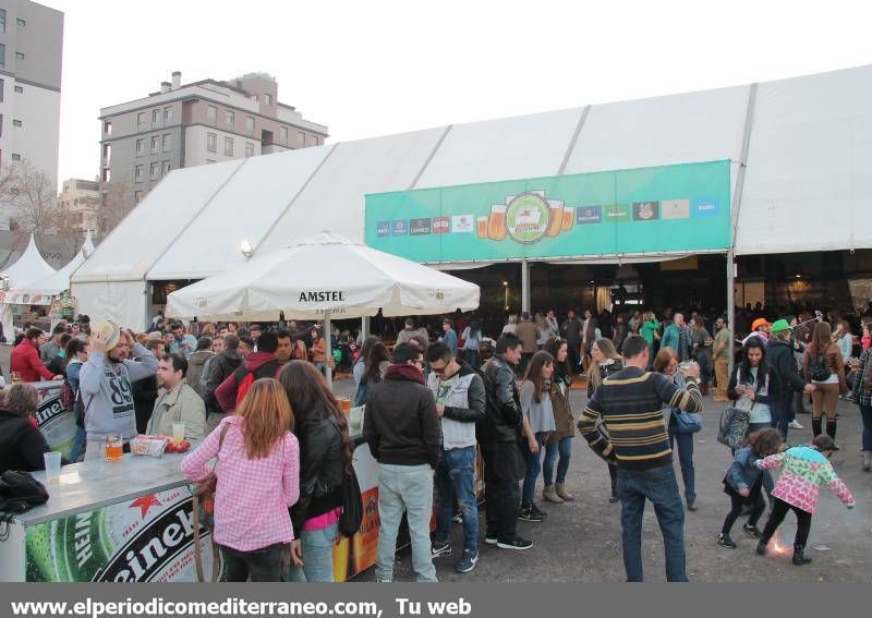 GALERÍA DE FOTOS -- Magdalena Beerfest, la carpa con más marcha