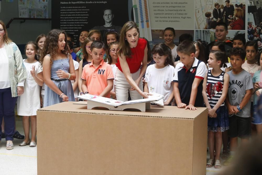 Visita de la Reina Letizia al colegio Quirinal