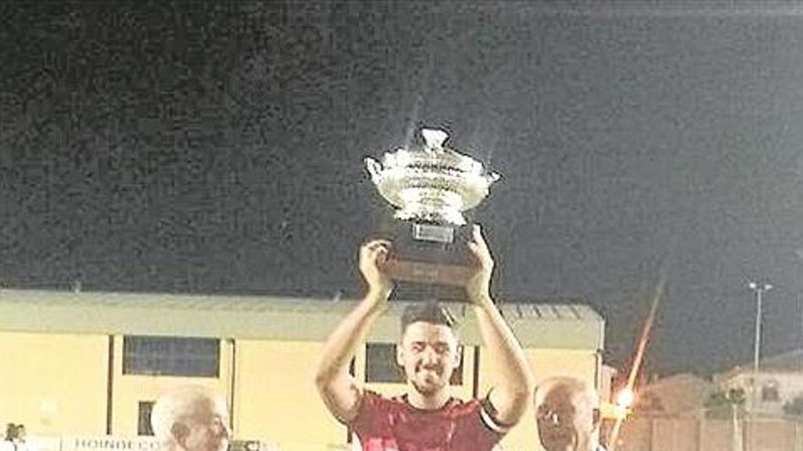 El Club Deportivo Egabrense se alza con el XLIX Trofeo Fuente del Río Memorial Vicente Roldán