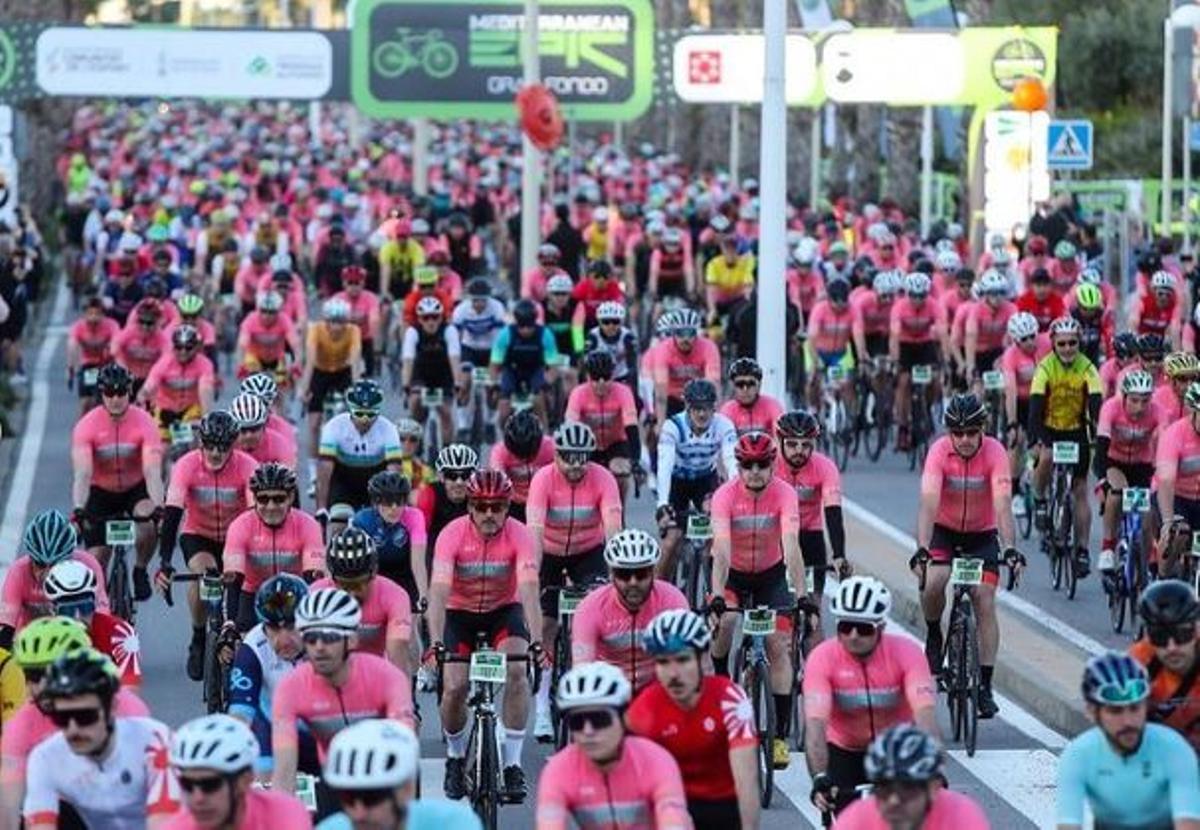 Salida de la Mediterranean Epic Gran Fondo 2022.