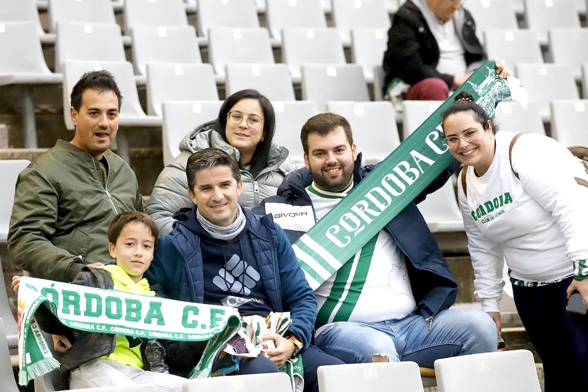 Las imágenes de la afición del Córdoba CF - Linense