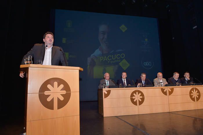 Presentación del libro sobre el entrenador de ...