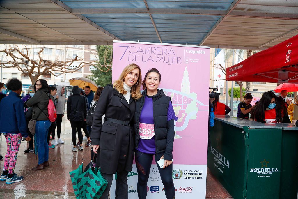 Carrera de la Mujer Murcia 2022: las participantes posan en el photocall