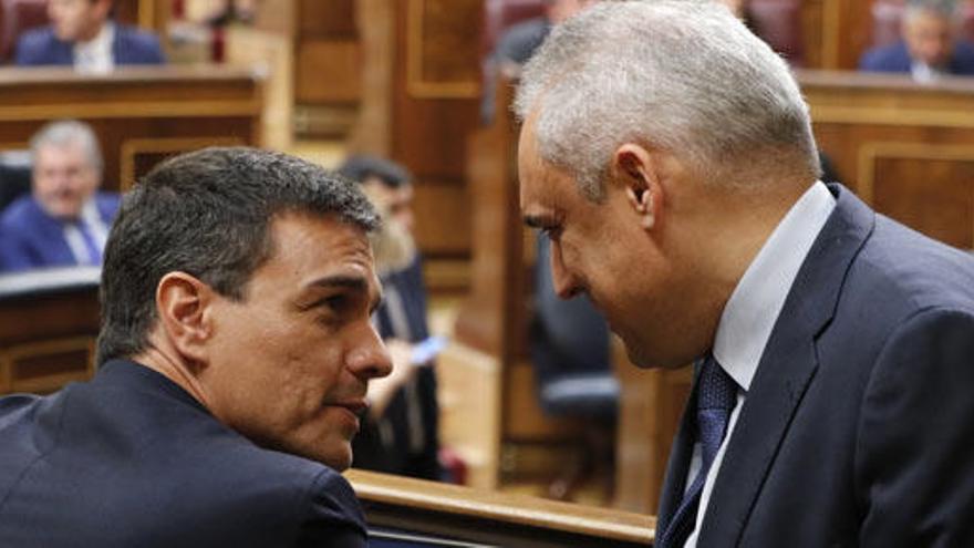 Sánchez y Simancas, sesión constitutiva de las Cortes Generales.