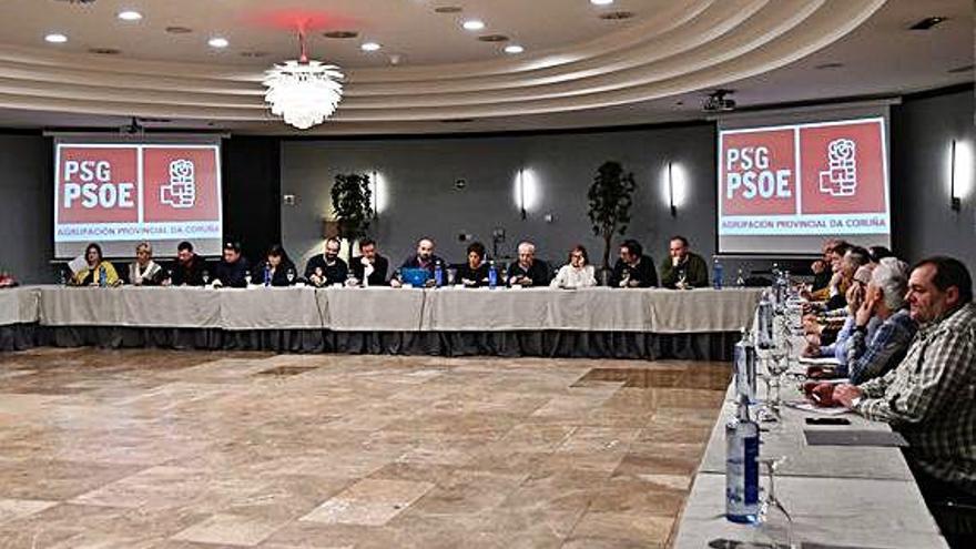 Reunión celebrada ayer por la ejecutiva del PSOE en la provincia de A Coruña.