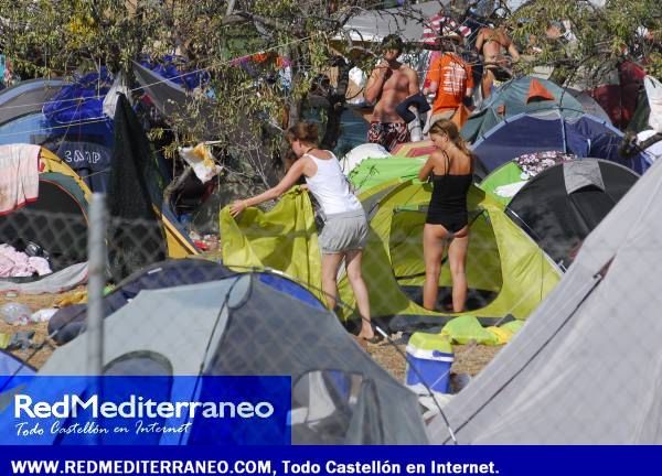 LOS FIBERS  SE MARCHAN DE LA ZONA DE ACAMPADA DEL FIB (2009)