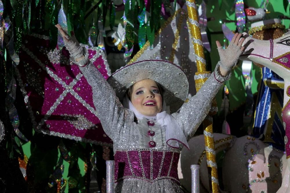 Andrea Guerrero, de la comparsa Los Gnomos, reina infantil del Carnaval de Cartagena 2017