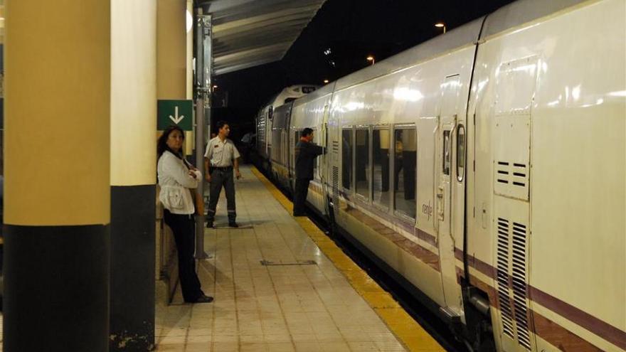 Diez años después, el Talgo regresa a Extremadura