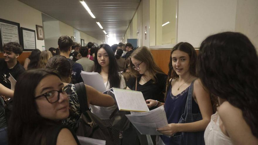 Pau y Nora: Los asistentes de IA para elegir la carrera "ideal" de la Universidad Politécnica