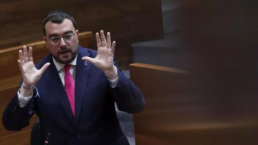 Barbón defiende que asumió "responsabilidades desde el primer minuto" tras la tragedia de Cerredo y el PP le recuerda: "Hubo una negligencia clarísima"