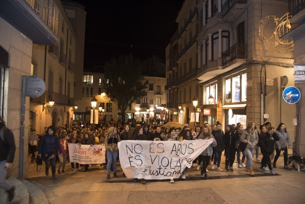 Manifestació contra la sentència de la violació a