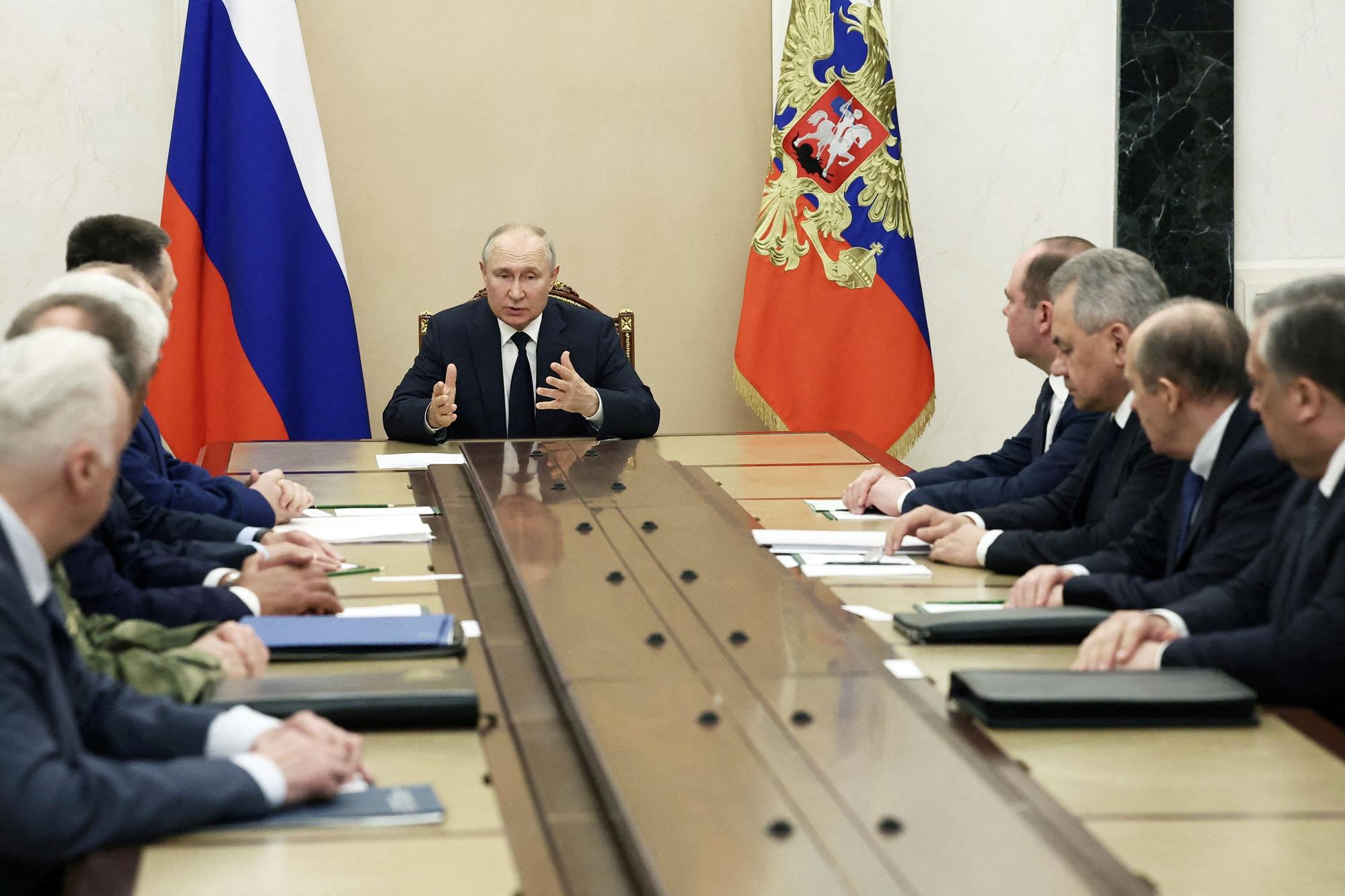 El presidente de Rusia, Putin, en una reunión con los jefes de seguridad del país.