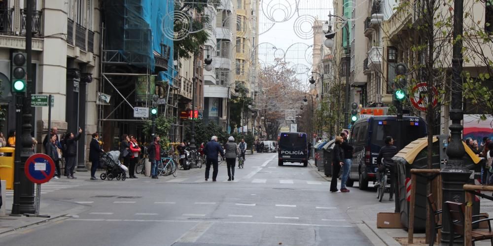 Día 5. Martes. La calle San Vicente, en el momento de empezar el disparo, se muestra diáfana. Hasta los vehículos públicos transitaban sin problema.