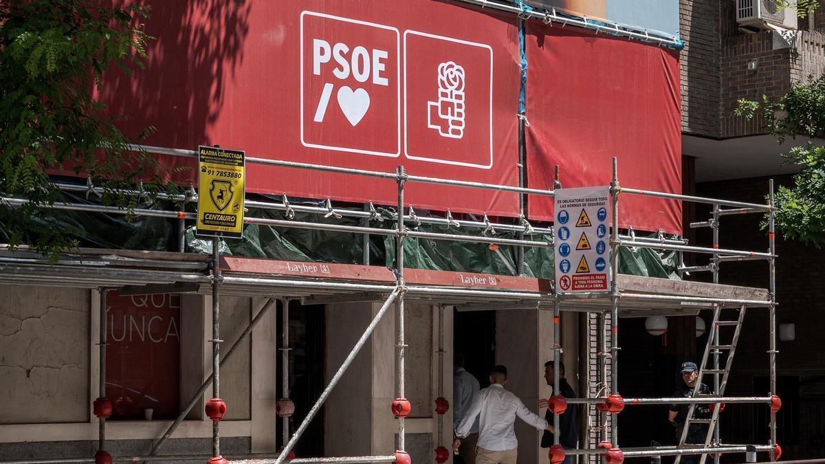 Archivo - Sede del PSOE en Madrid (España).