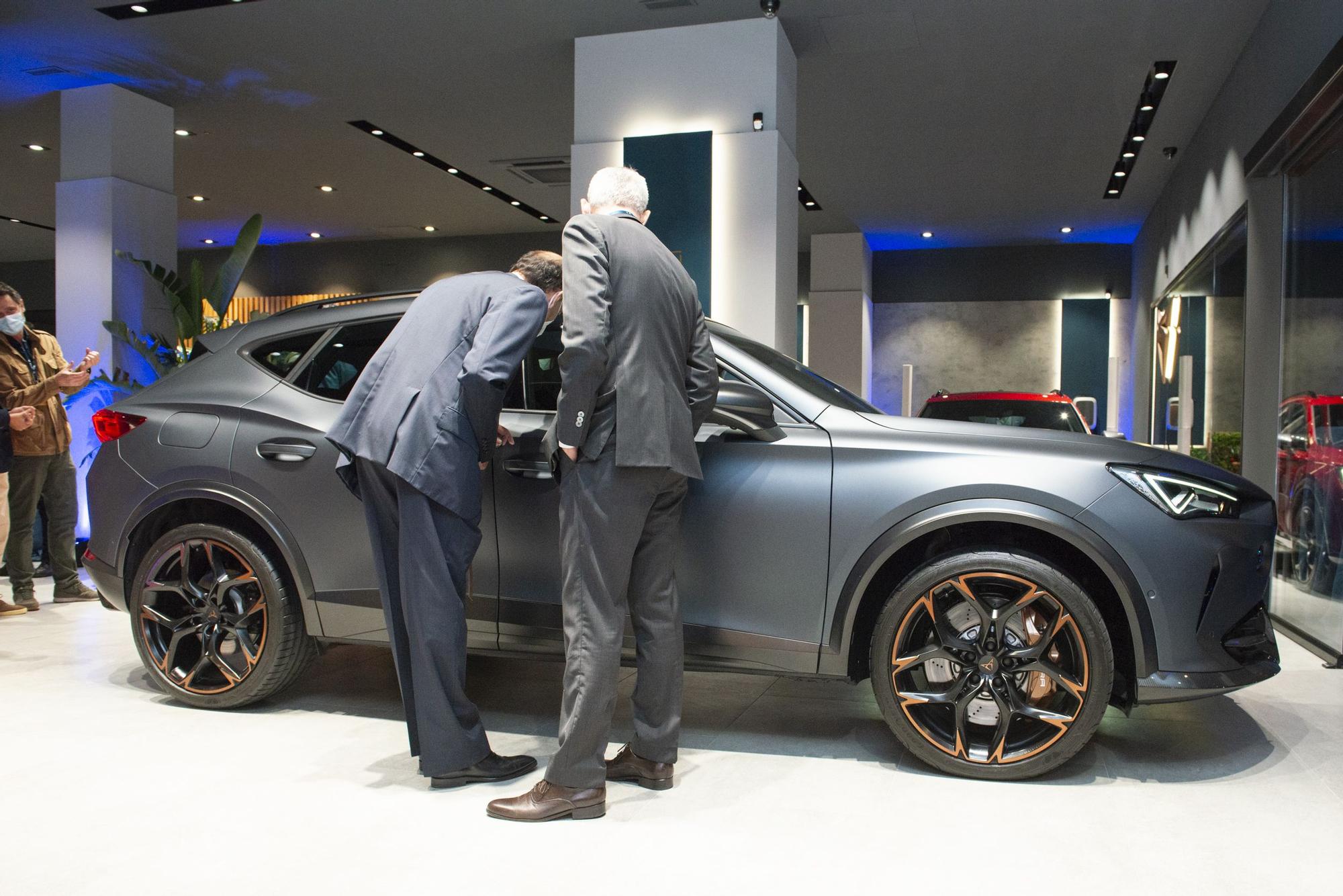 Inauguración de CUPRA City Garage Valencia by J.R. Valle, en la Avenida del Puerto de Valencia número 11