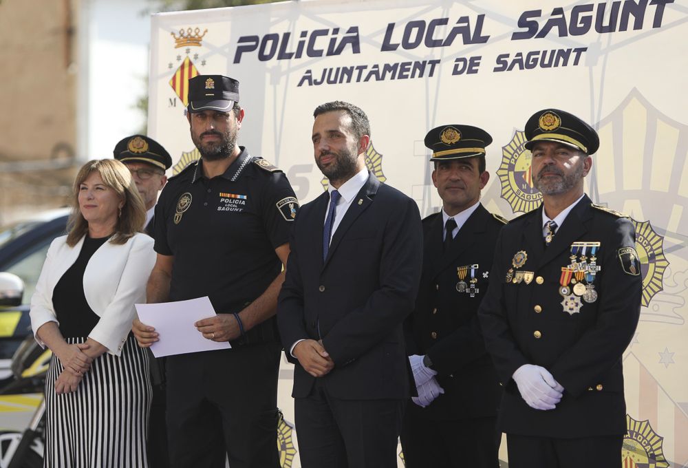 Así ha transcurrido el acto institucional de la Policía Local en el Port de Sagunt