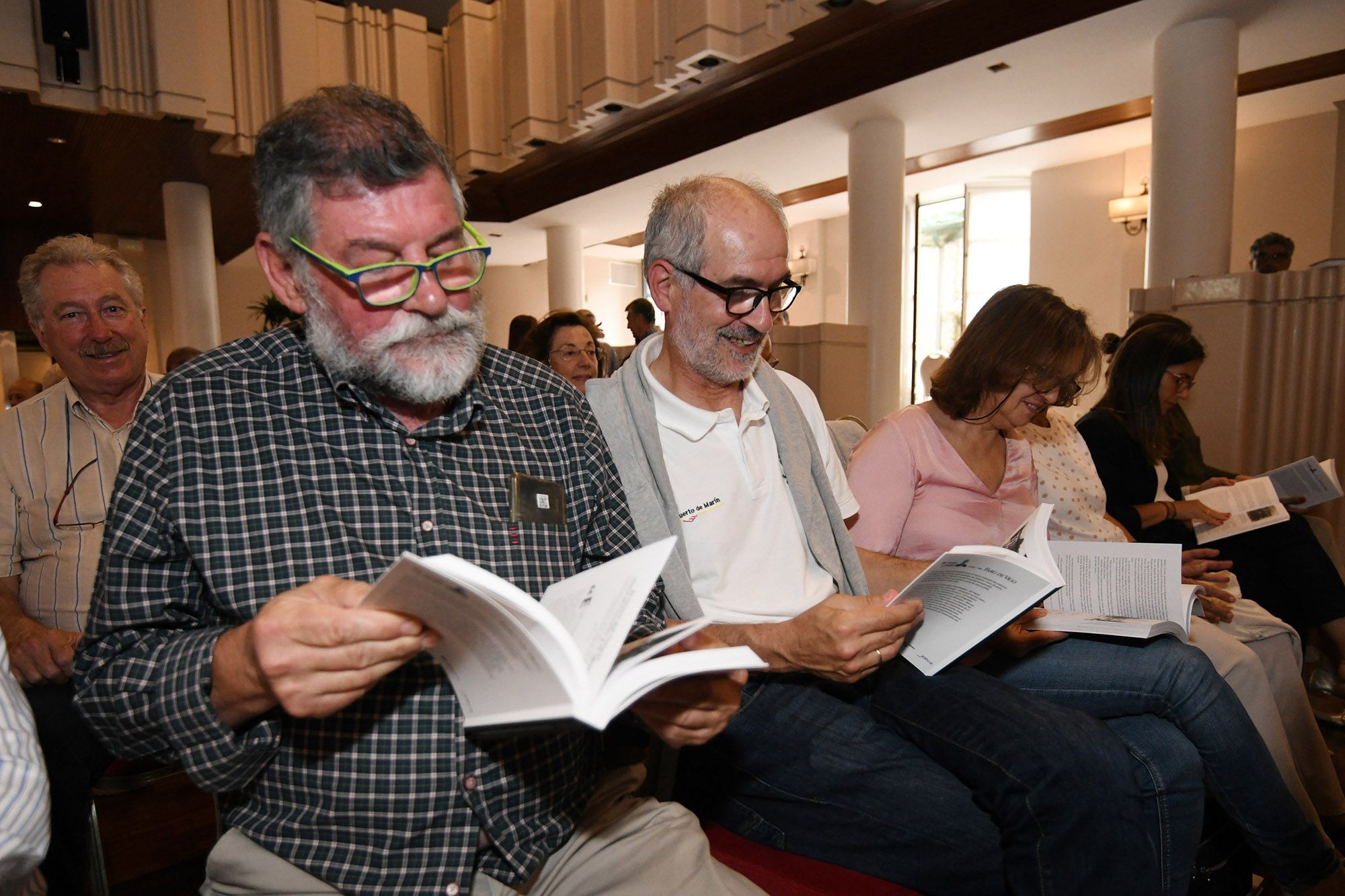 FARO presenta el libro Pontevedra, ciudad encantada, de Rafael L. Torre